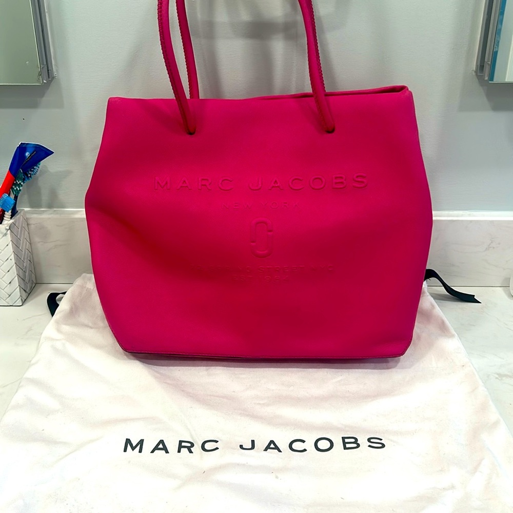 Mark Jacobs East West bag